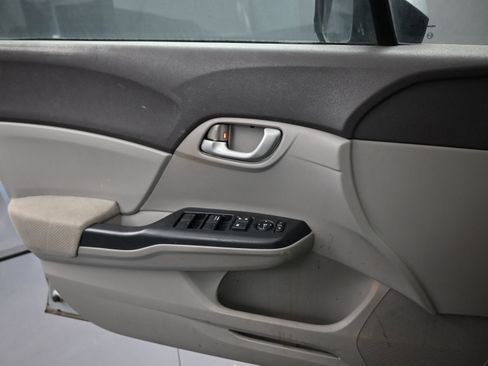 Used 2012 Honda Civic LX image 15