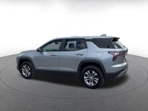 Used 2025 Chevrolet Equinox LT image 10