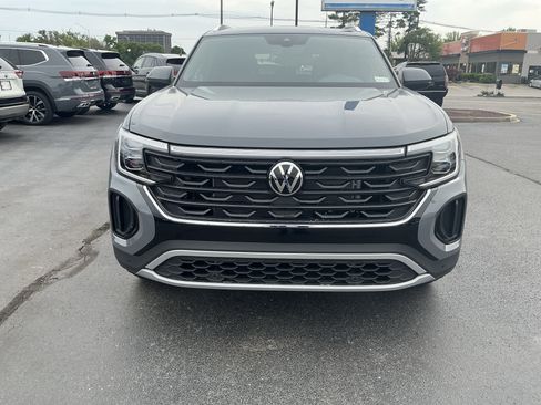 New 2026 Volkswagen Atlas Cross Sport SE AWD/4WD image 3
