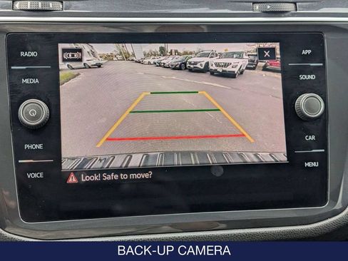 Certified 2023 Volkswagen Tiguan SE R-Line AWD/4WD image 26