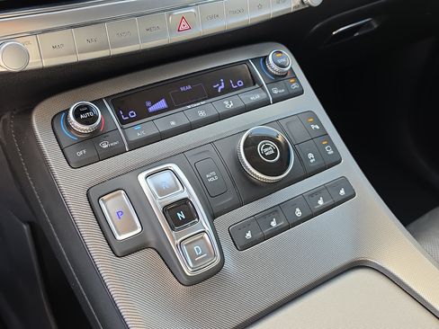Used 2022 Hyundai Palisade Limited FWD image 28