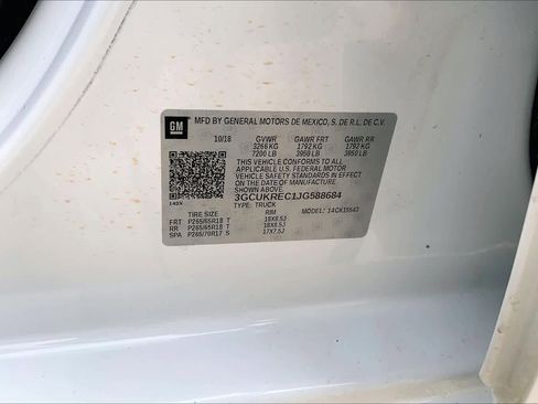 Used 2018 Chevrolet Silverado 1500 LT w/ Texas Edition image 37