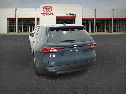 Certified 2026 Toyota Grand Highlander XLE image 38