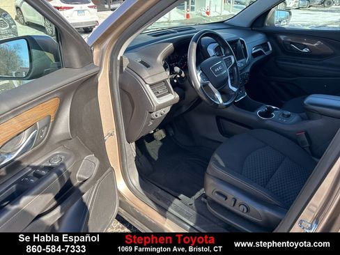 Used 2018 GMC Terrain SLE w/ Driver Convenience Package image 12