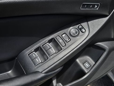 Used 2018 Honda Accord EX-L image 12
