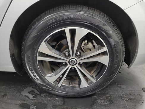 Used 2022 Nissan Sentra SV image 10