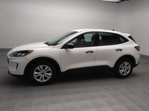 Used 2020 Ford Escape S image 2