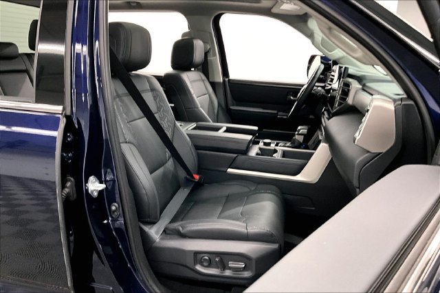 Used 2023 Toyota Tundra Limited AWD/4WD image 8