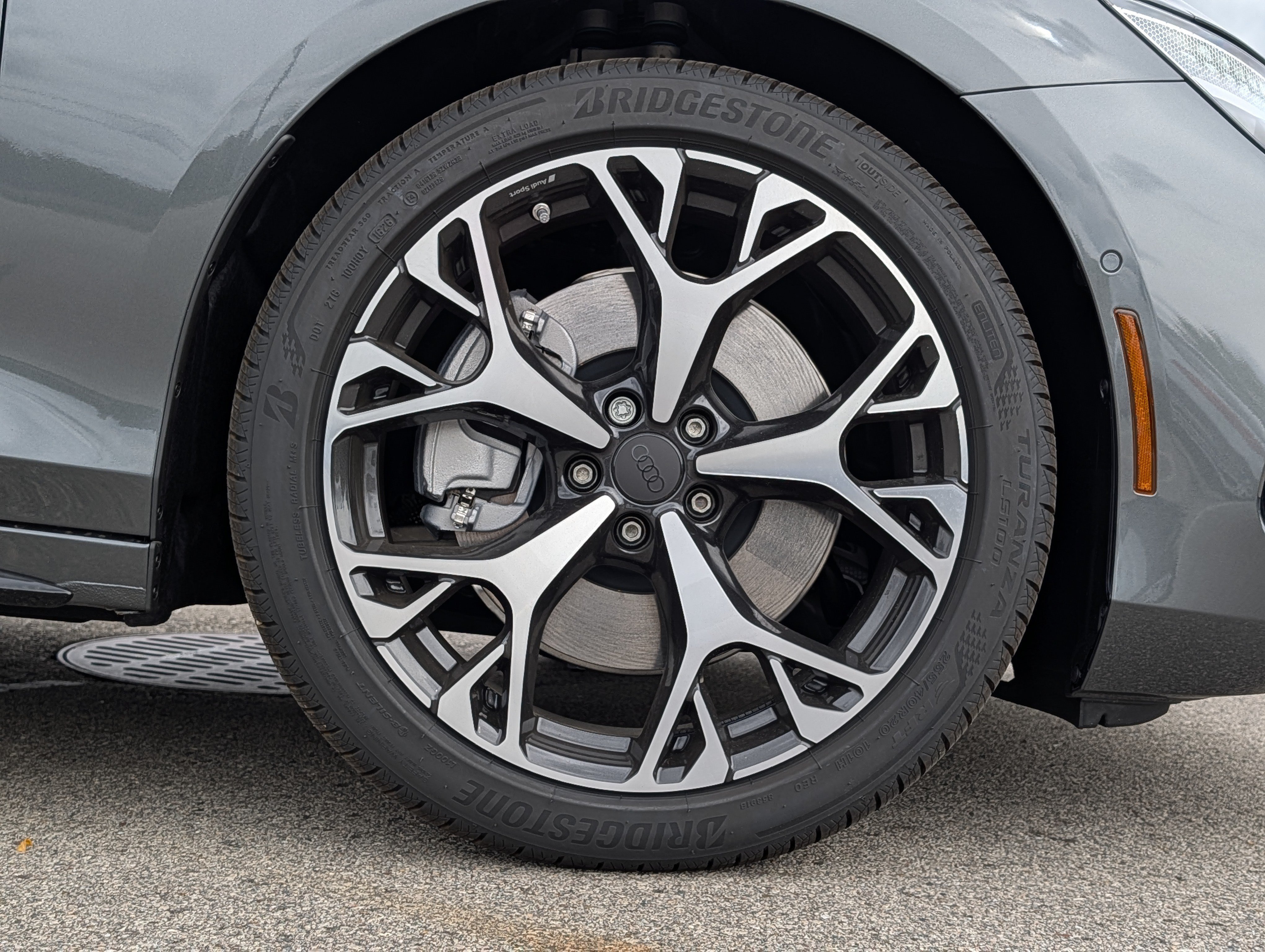 New 2026 Audi A6 Premium Plus AWD/4WD image 2