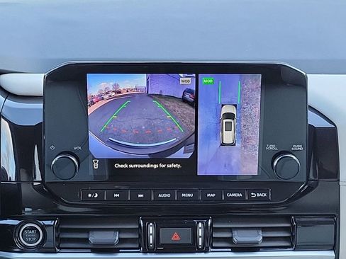 Used 2024 Nissan Pathfinder SL image 29