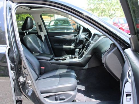 Used 2015 INFINITI Q50 Premium w/ Navigation Package RWD image 31