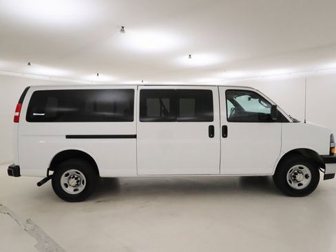 Used 2024 Chevrolet Express 3500 LT w/ LT Preferred Equipment Group image 2