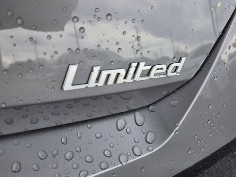 New 2026 Hyundai Elantra Limited FWD image 11