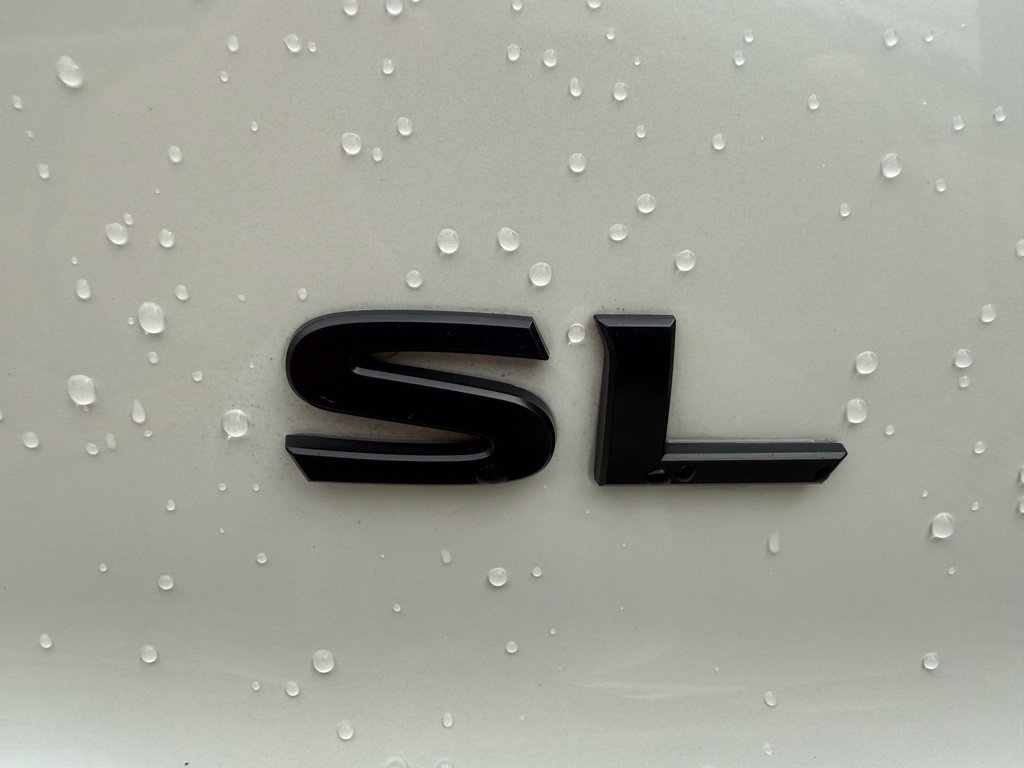 Used 2023 Nissan Pathfinder SL w/ Lighting Package (N92) FWD image 22