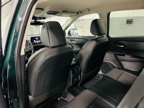 New 2026 Nissan Rogue SV AWD/4WD image 21