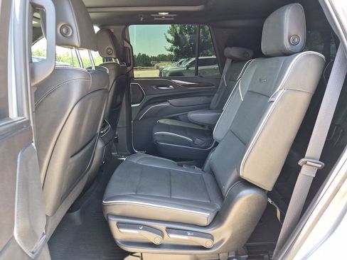 Used 2023 Cadillac Escalade Premium Luxury w/ LPO, Floor Liner Package AWD/4WD image 39