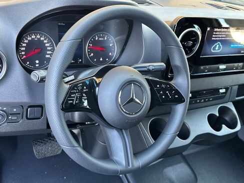 New 2026 Mercedes-Benz Sprinter 2500 image 12
