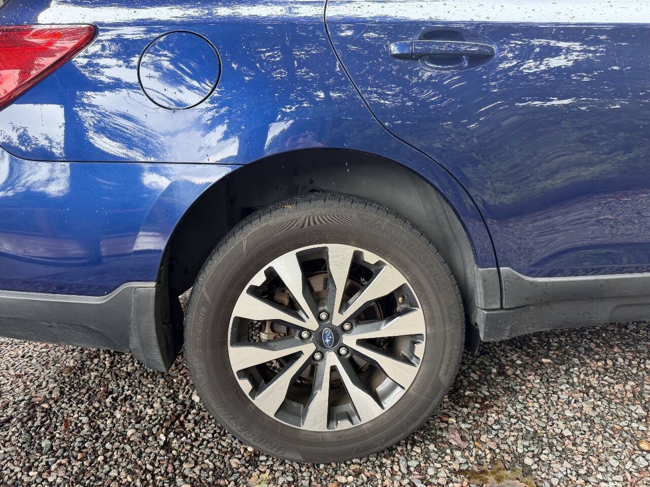 Used 2015 Subaru Outback 2.5i Limited AWD/4WD image 13