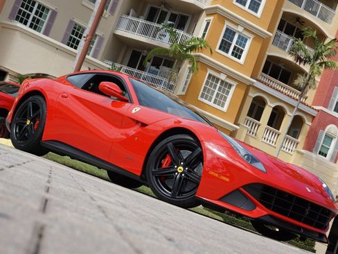 Used 2016 Ferrari F12 Berlinetta image 69