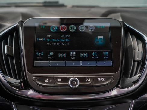 Used 2018 Chevrolet Volt Premier w/ Driver Confidence Package FWD image 20
