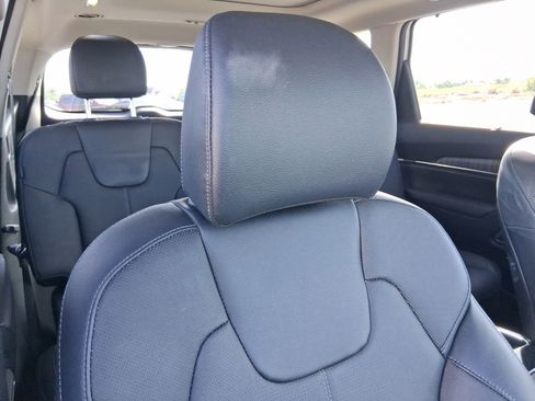 Used 2023 Kia Telluride SX AWD/4WD image 13