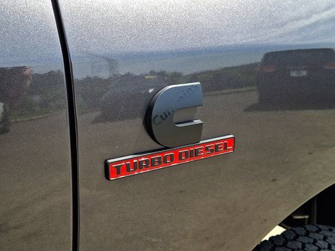 New 2026 RAM 3500 Big Horn AWD/4WD image 17