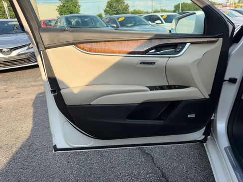 Used 2018 Cadillac XTS Luxury AWD/4WD image 12