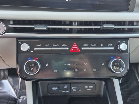 Used 2025 Hyundai Tucson SEL AWD/4WD image 25