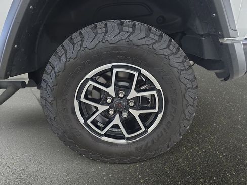 Used 2024 Jeep Wrangler Unlimited Rubicon AWD/4WD image 30