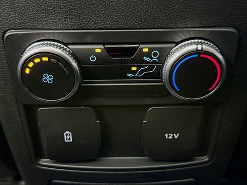 Used 2023 Ford Explorer XLT w/ Equipment Group 202A image 24