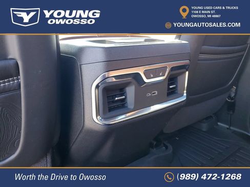 Used 2025 GMC Sierra 1500 Denali Ultimate AWD/4WD image 32