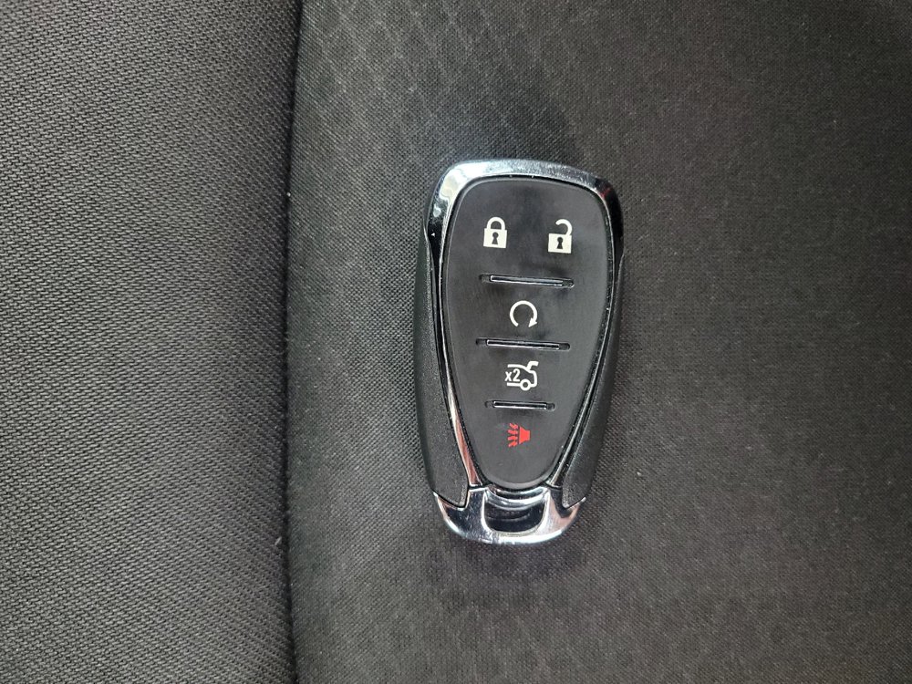 Used 2023 Chevrolet Malibu LT FWD image 32