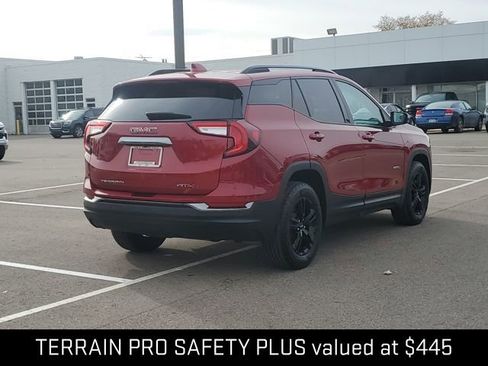 Used 2023 GMC Terrain AT4 image 3