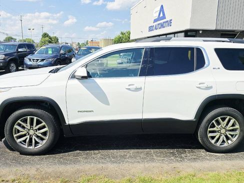 Used 2019 GMC Acadia SLE FWD image 3