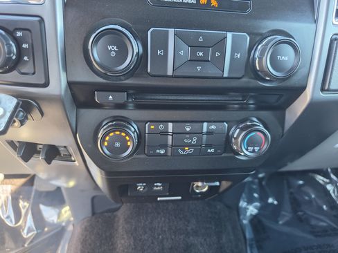 Used 2015 Ford F150 XLT w/ Equipment Group 301A Mid AWD/4WD image 17