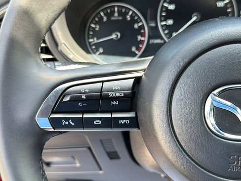 Certified 2025 MAZDA MAZDA3 s Sport FWD image 12