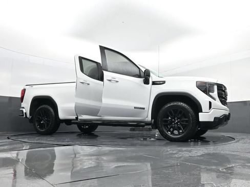 Used 2024 GMC Sierra 1500 Pro w/ Graphite Edition AWD/4WD image 31