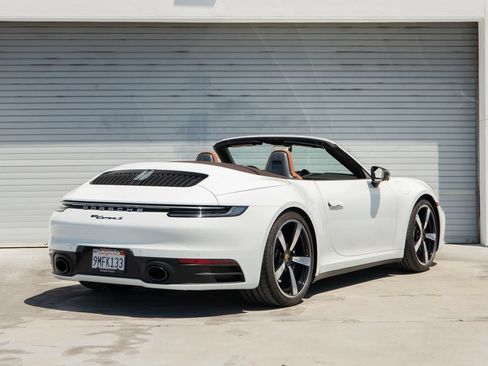 Used 2024 Porsche 911 Carrera S RWD image 7
