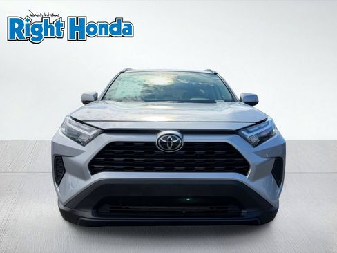 Used 2024 Toyota RAV4 XLE FWD image 10