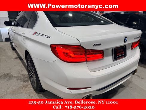 Used 2020 BMW 530i xDrive w/ Convenience Package AWD/4WD image 3
