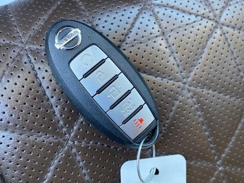 Used 2021 Nissan Murano Platinum AWD/4WD image 22