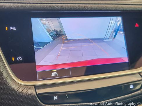 Certified 2023 Cadillac XT5 Premium Luxury AWD/4WD image 18