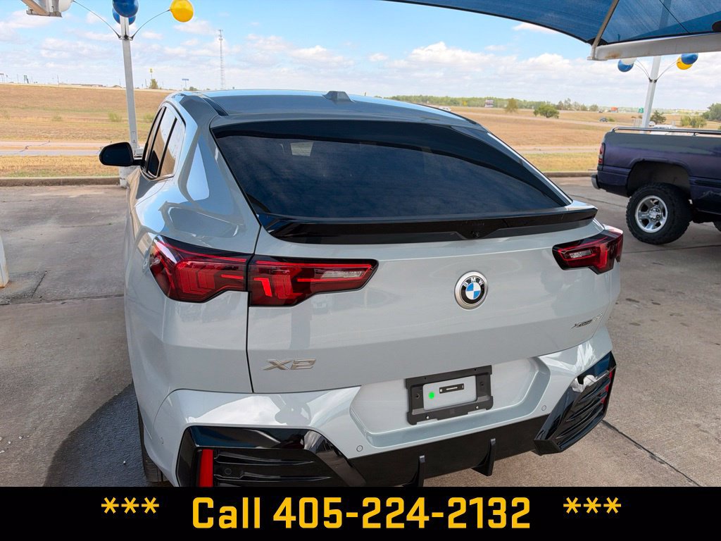 Used 2025 BMW X2 xDrive28i AWD/4WD image 5