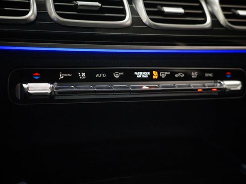 New 2026 Mercedes-Benz GLS 580 4MATIC image 29