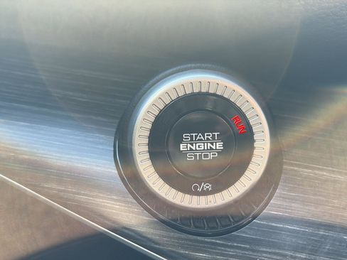 Used 2024 Jeep Wagoneer Series II image 21