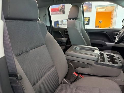 Used 2017 Chevrolet Silverado 1500 LT w/ All Star Edition AWD/4WD image 29
