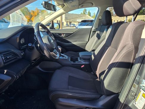 Used 2021 Subaru Outback Premium image 22