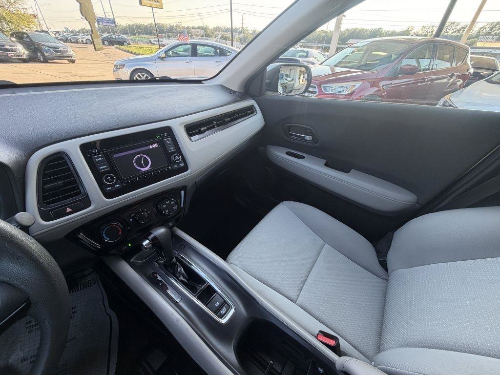 Used 2022 Honda HR-V LX image 18