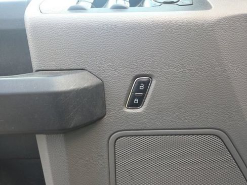 Used 2017 Ford F150 XL w/ Equipment Group 101A Mid RWD image 18