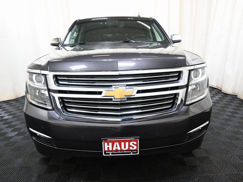 Used 2015 Chevrolet Suburban LTZ image 2